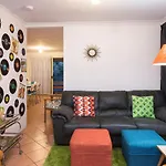 Retro Retreat -Pet Friendly