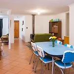 Retro Retreat -Pet Friendly