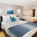 Dunsborough Deluxe Retreat