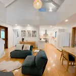Mika - Cabin With Fireplace, Walk To The Beach