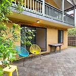 Pet Friendly Family Favourite - Kangaroo And Fairway Views With Air Con