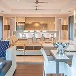 Deck House I Private Properties
