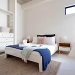 Bayside I Private Properties