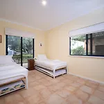 Paradise - Perfect Location In The Heart Of Old Dunsborough