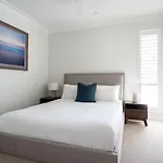 Fastnet I Private Properties