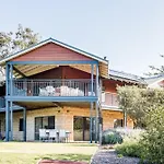 Seaview Retreat