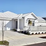 The Elanora