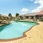 Carinya Cove - Swimming Pool, Pet Friendly, Fireplace