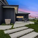 Elanora Retreat