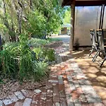 Acacia Retreat