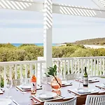 Beachfront On Eagle Bay