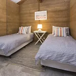 Eebee House