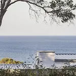 Eebee House