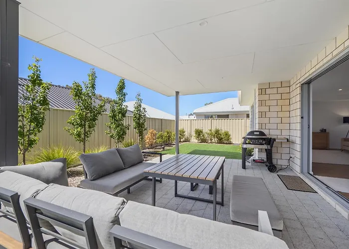 Solkis - Walk To Town, Next To Golf Course