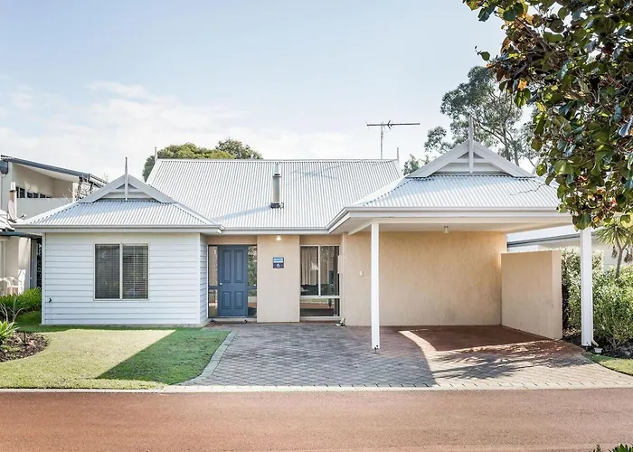 Dunsborough Shore Villa