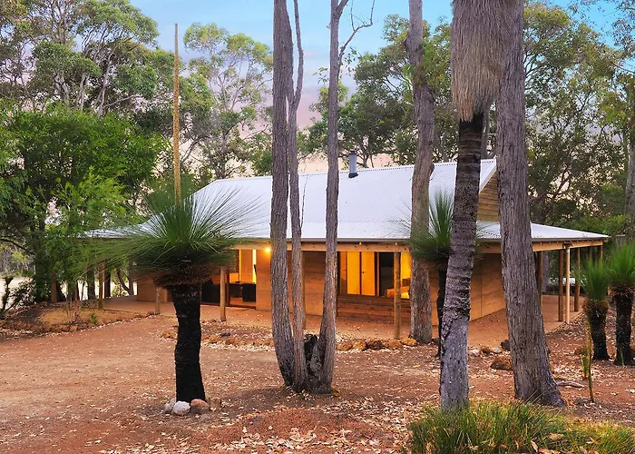Woodstone Possum Cottage
