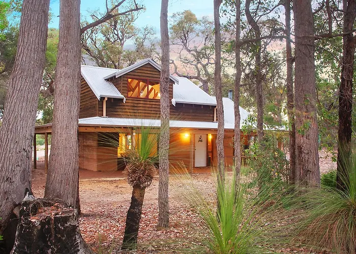 Woodstone Kookaburra Cottage