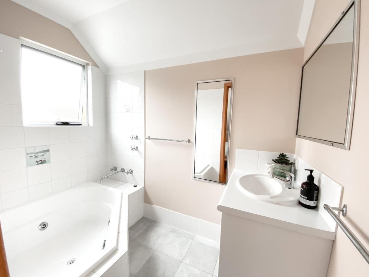 Holiday home Whitesands *