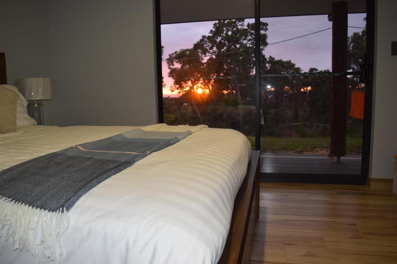 Eagle Bay House Bed & Breakfast 5*