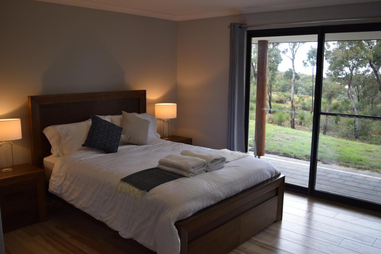 Eagle Bay House Bed & Breakfast 5*
