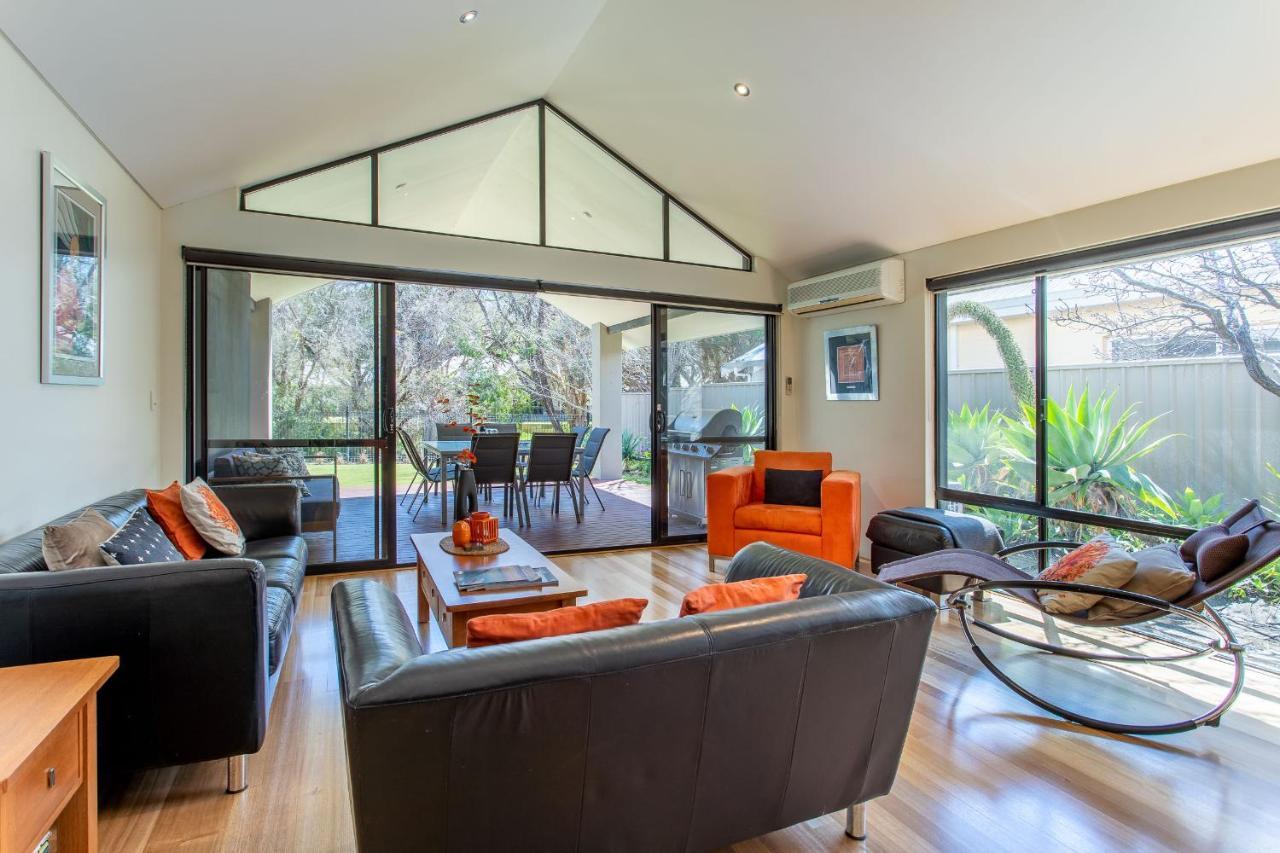 The Sanctuary Luxury Holiday * Dunsborough