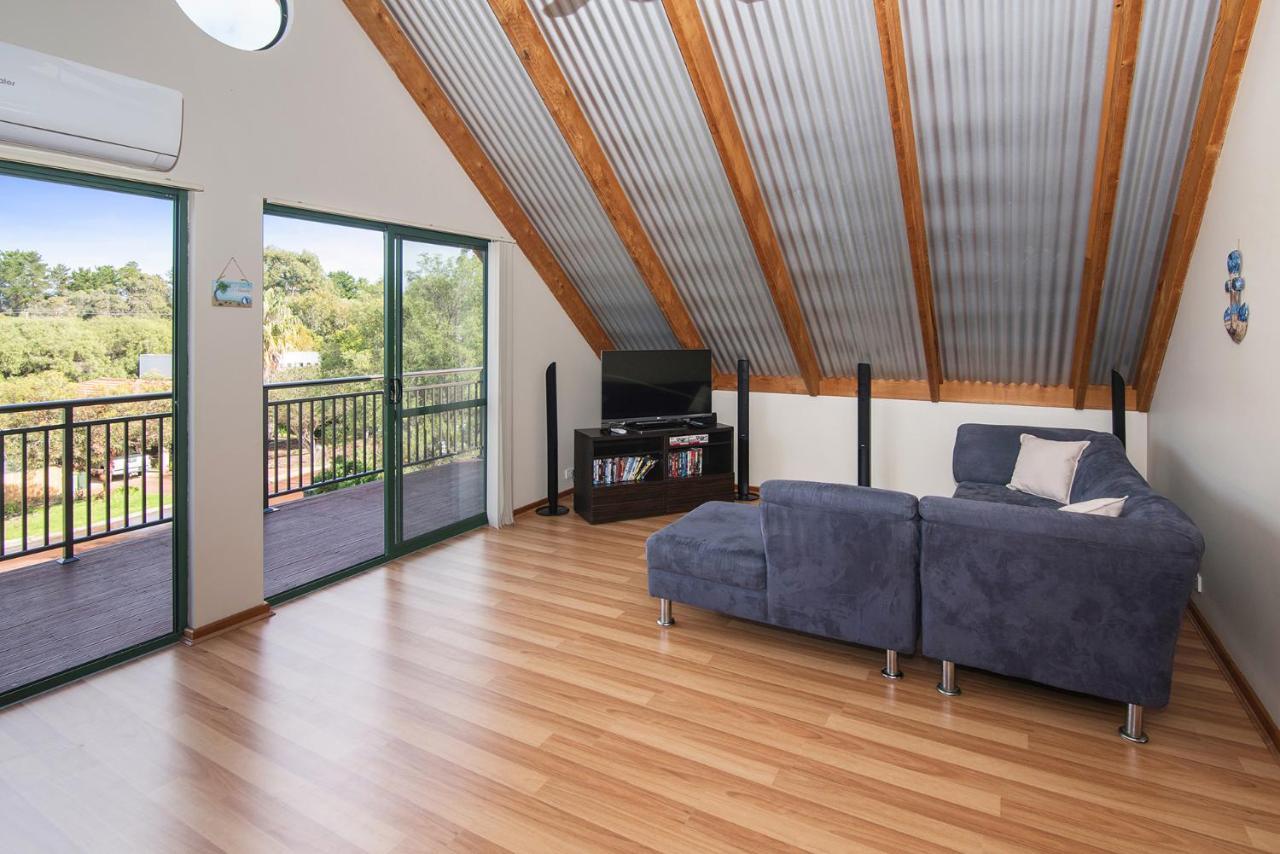 The Tree House Holiday home Dunsborough