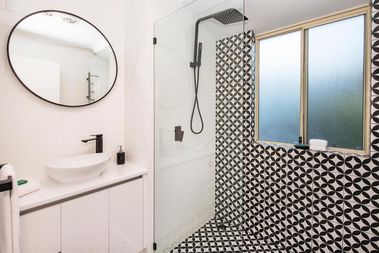 Holiday home Retro Retreat -pet Friendly Dunsborough