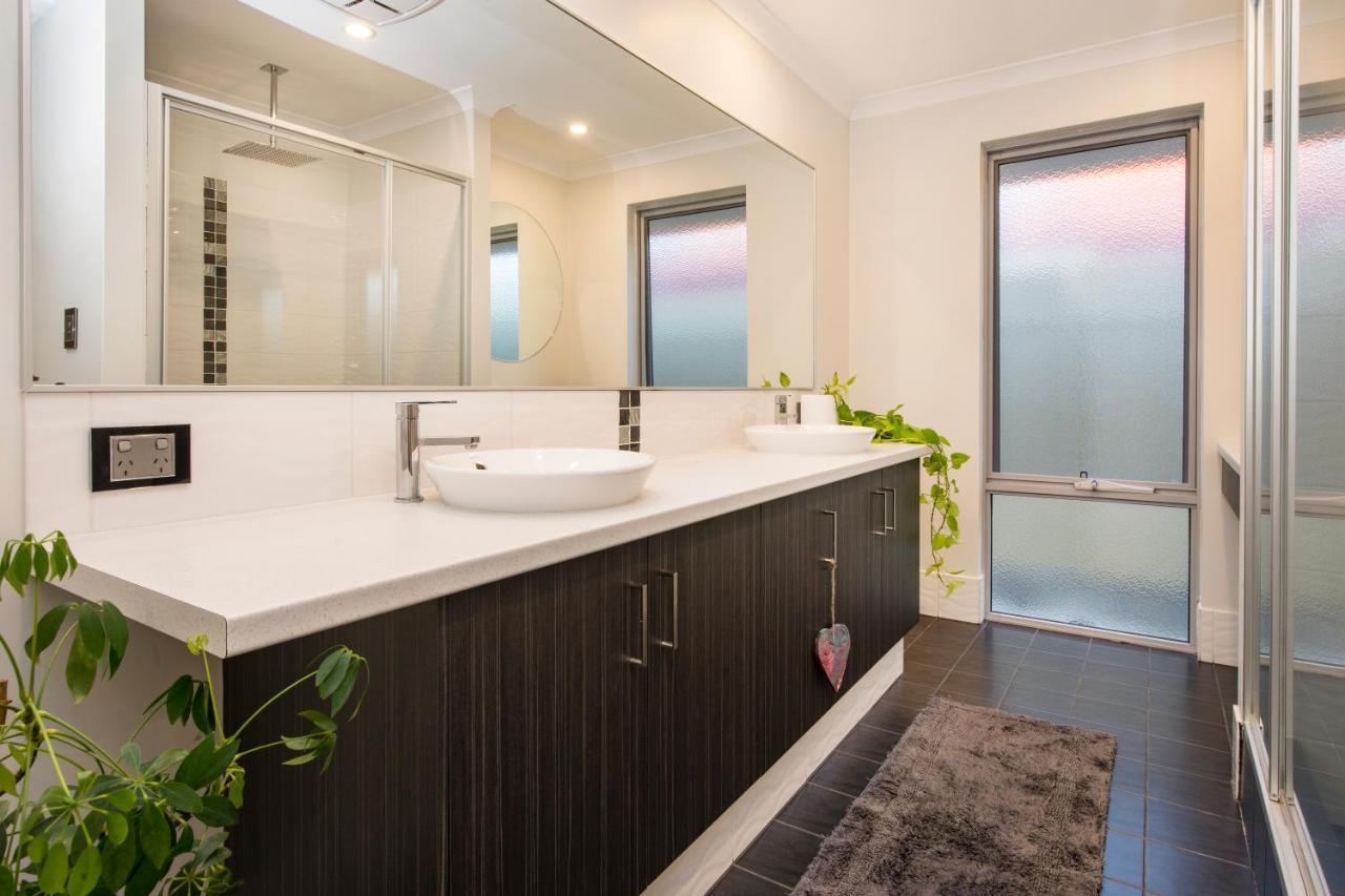 Roanoke Retreat Holiday home Dunsborough