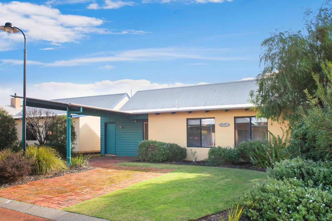 Dunsborough Beach Cottages Resort 4*