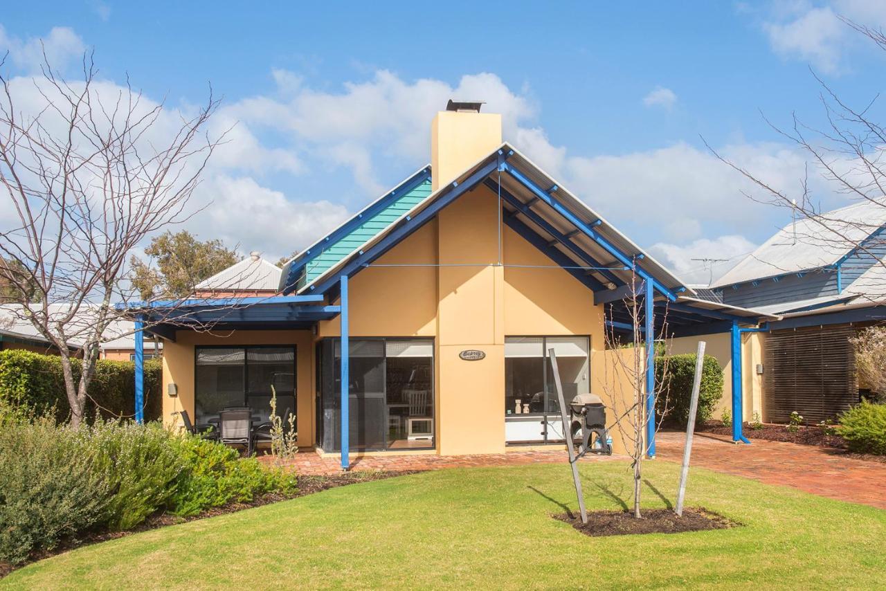 Dunsborough Beach Cottages Resort 4*