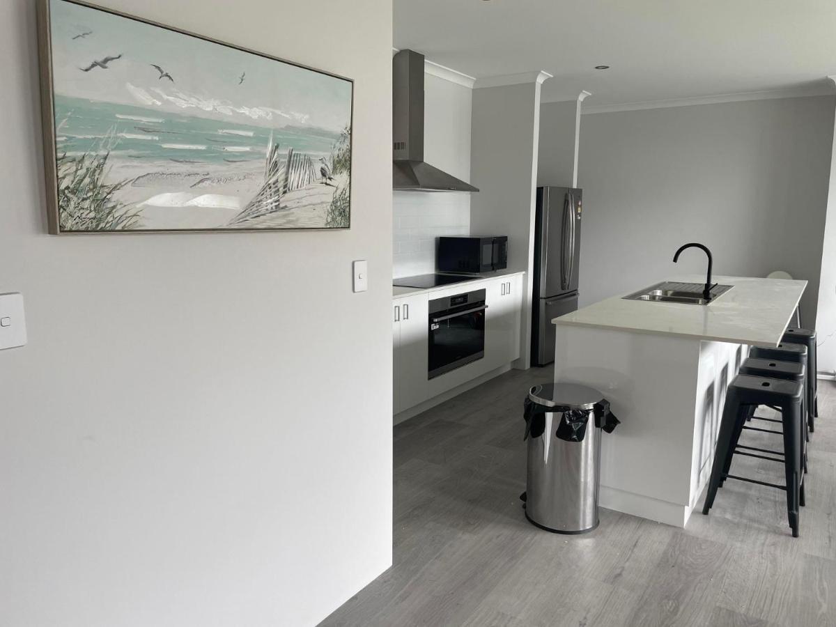 Thurstun Lane Beach House - In A Quiet Lane In Sought After Old Dunsborough
