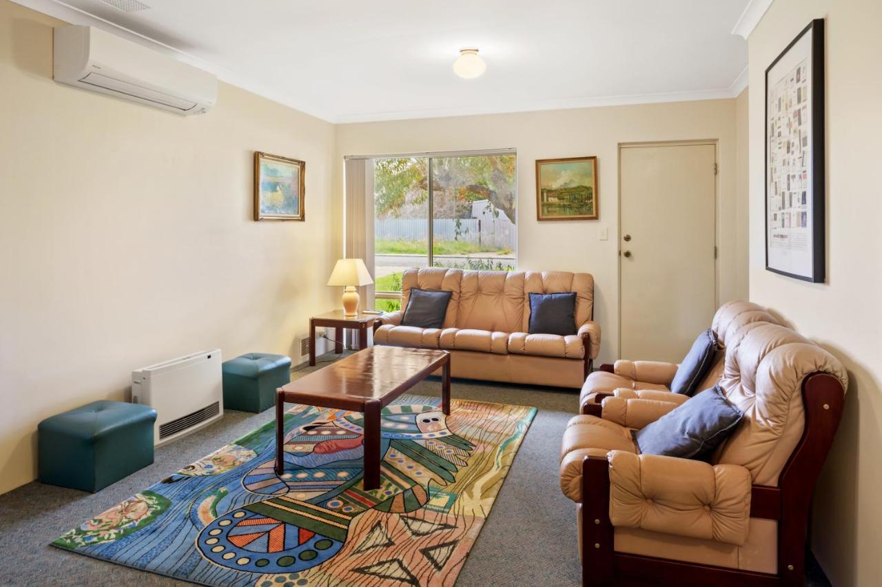 Prowse Pad Holiday home *