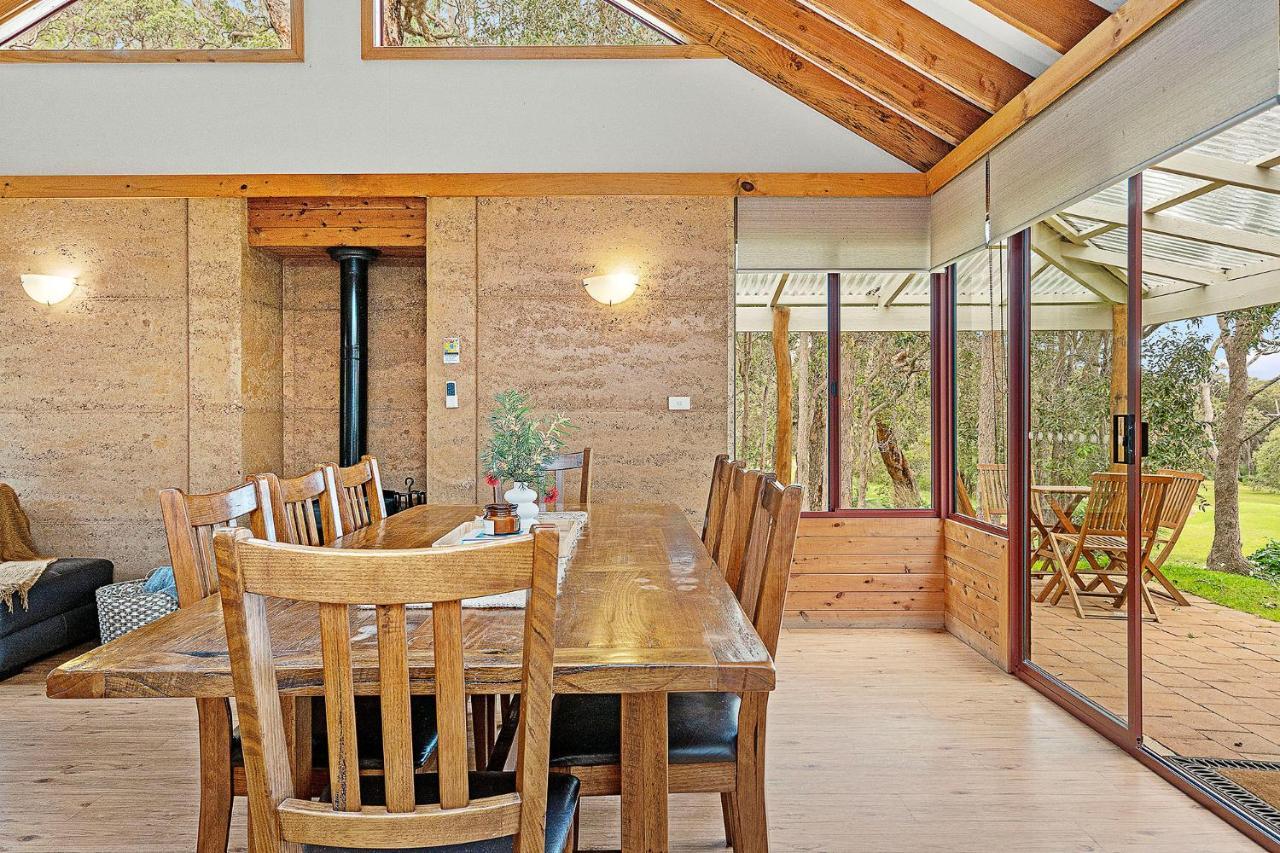 Goanna - Woodstone Estate Holiday home Dunsborough