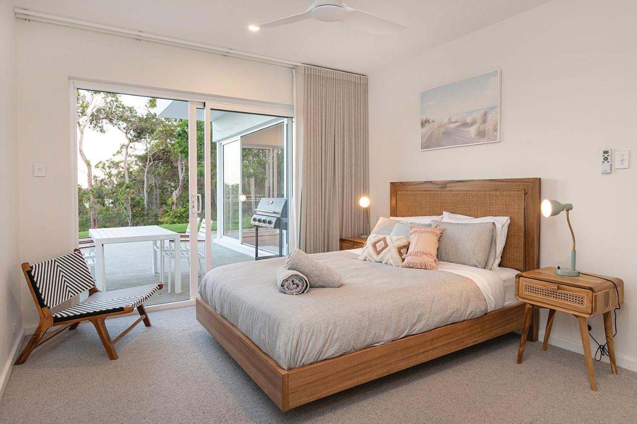 Stunning Coastal 5 Bed Amazing Ocean Views Holiday home *