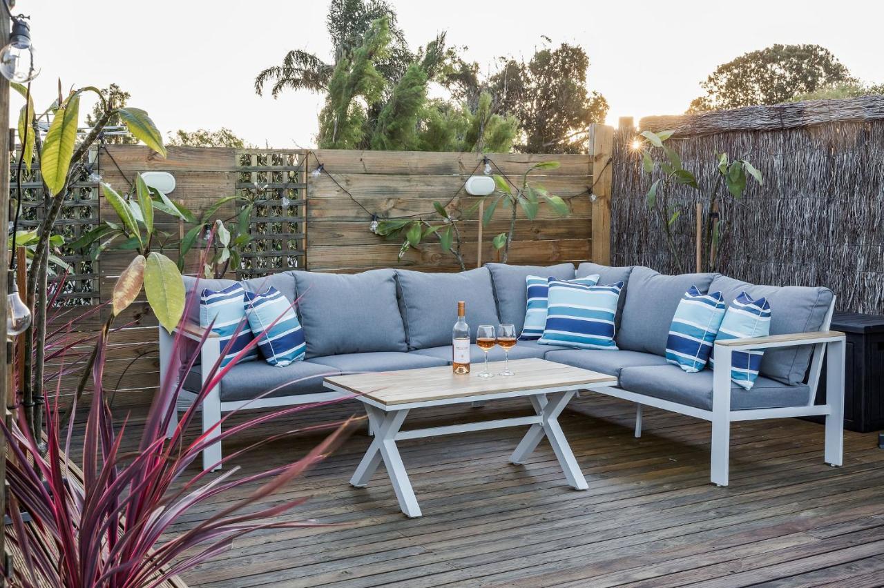 Rooftop Retreat *