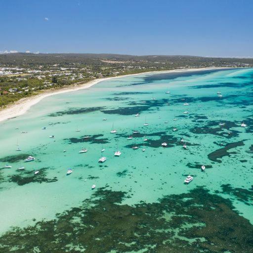 Whatmans Beach House * Dunsborough