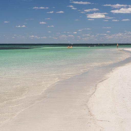 Whatmans Beach House * Dunsborough