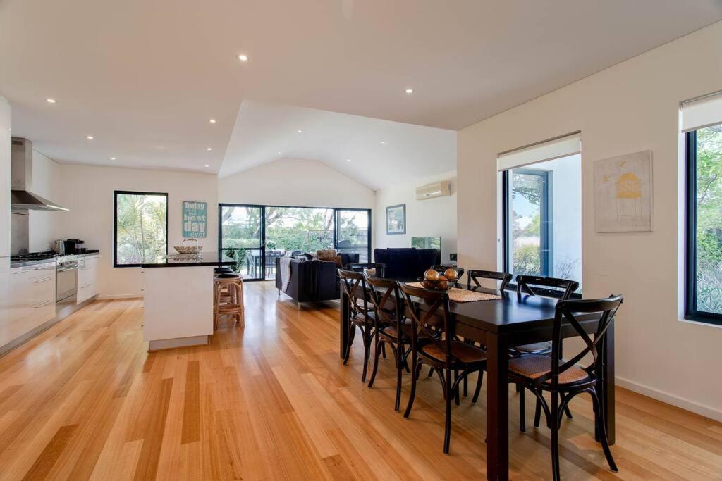 Boronia Retreat I Private