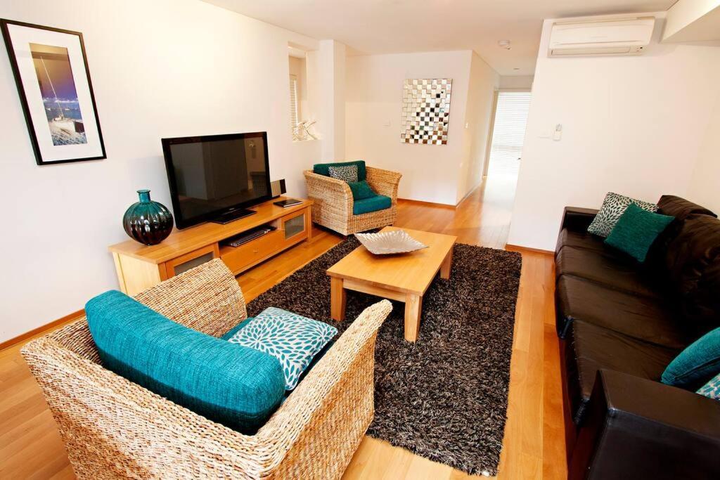 Apartment 9 'delphinius' @ Bay View Centro, Dunsborough