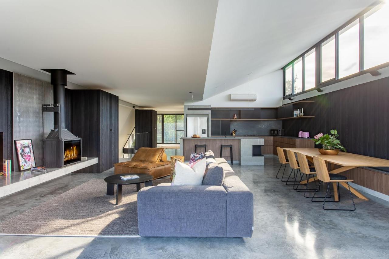 Forest House I Private Holiday home *