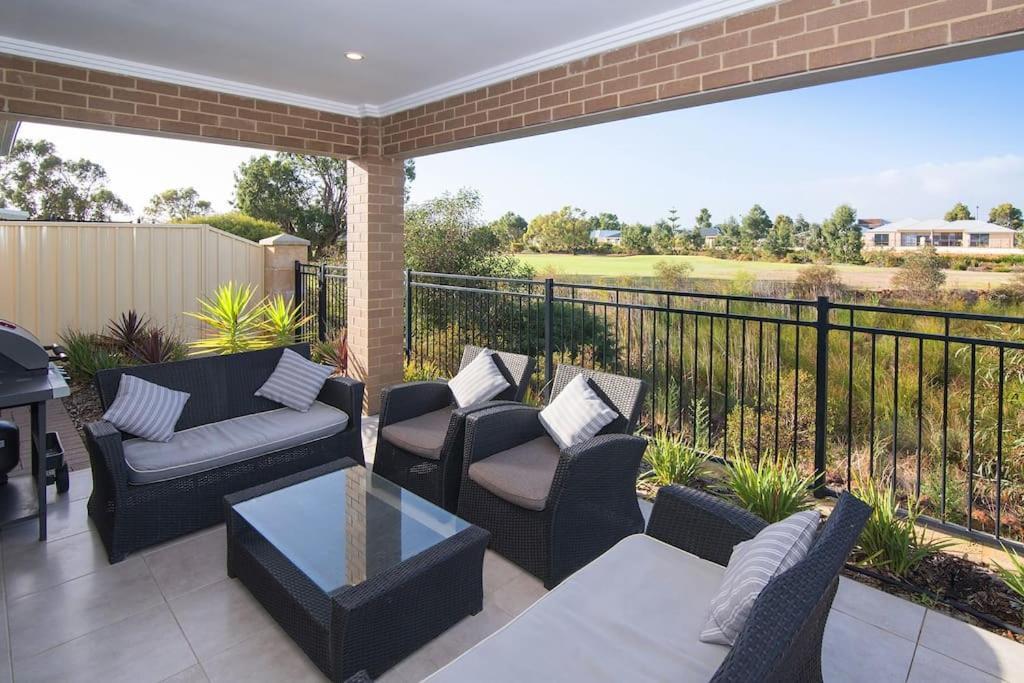 Holiday home Lakes Escape *
