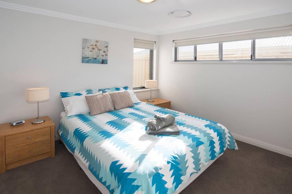 Holiday home Lakes Escape