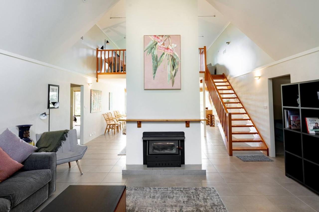 Boodalang House - Access To Golf Course With Views *