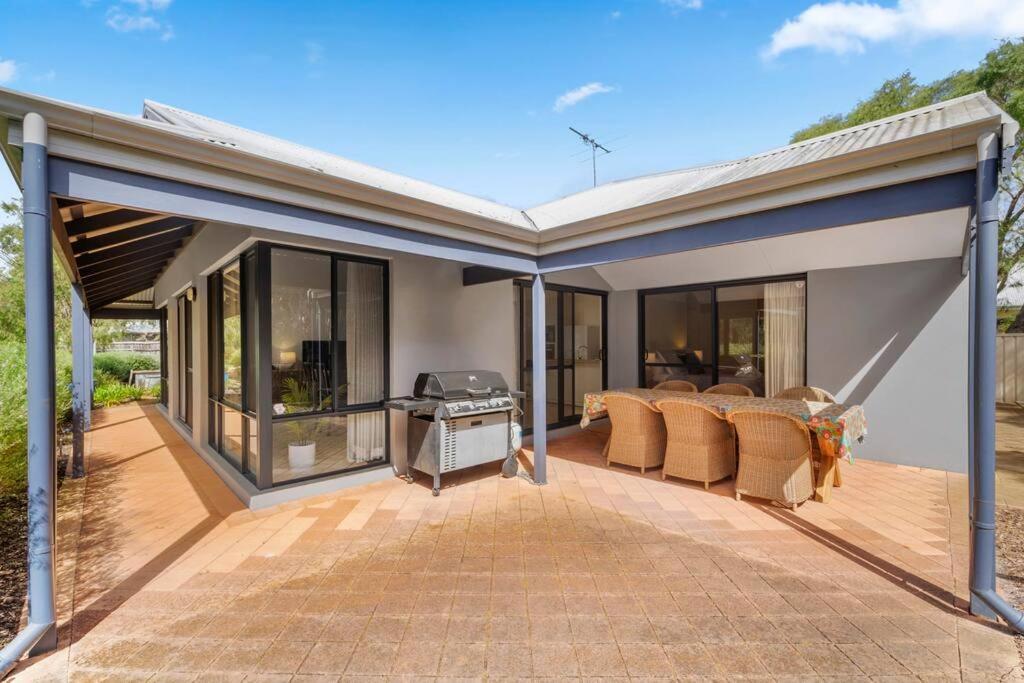 Casa On Bridges Holiday home