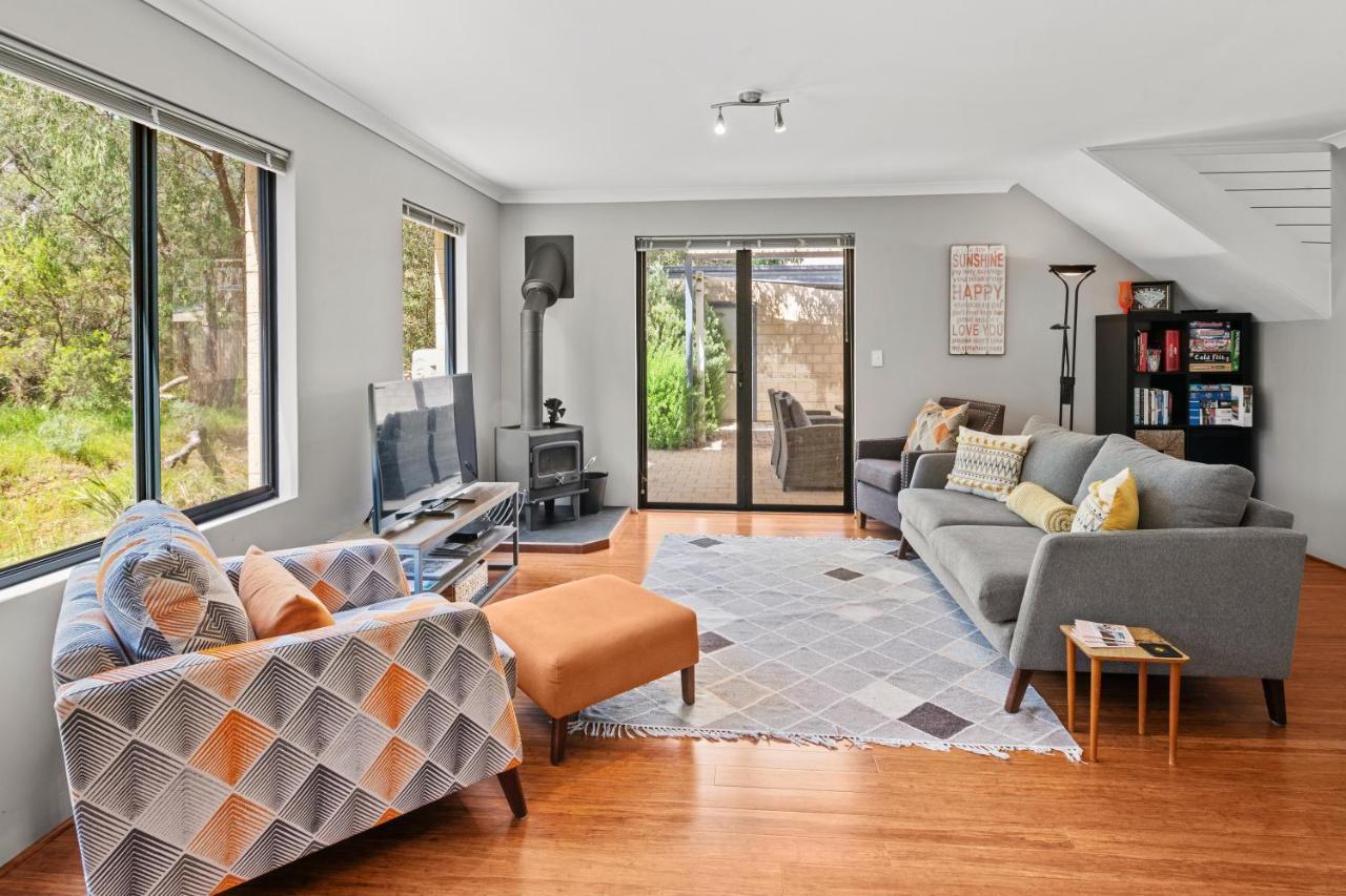 Otra Casa - Your Cosy, Chill South West Getaway! Holiday home *