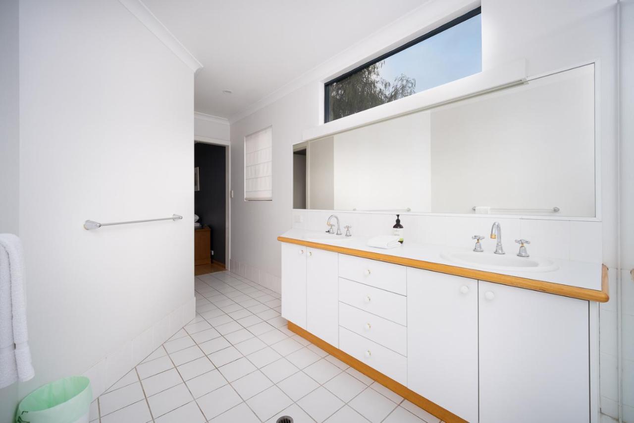 Holiday home Paradise - Perfect Location In The Heart Of Old Dunsborough