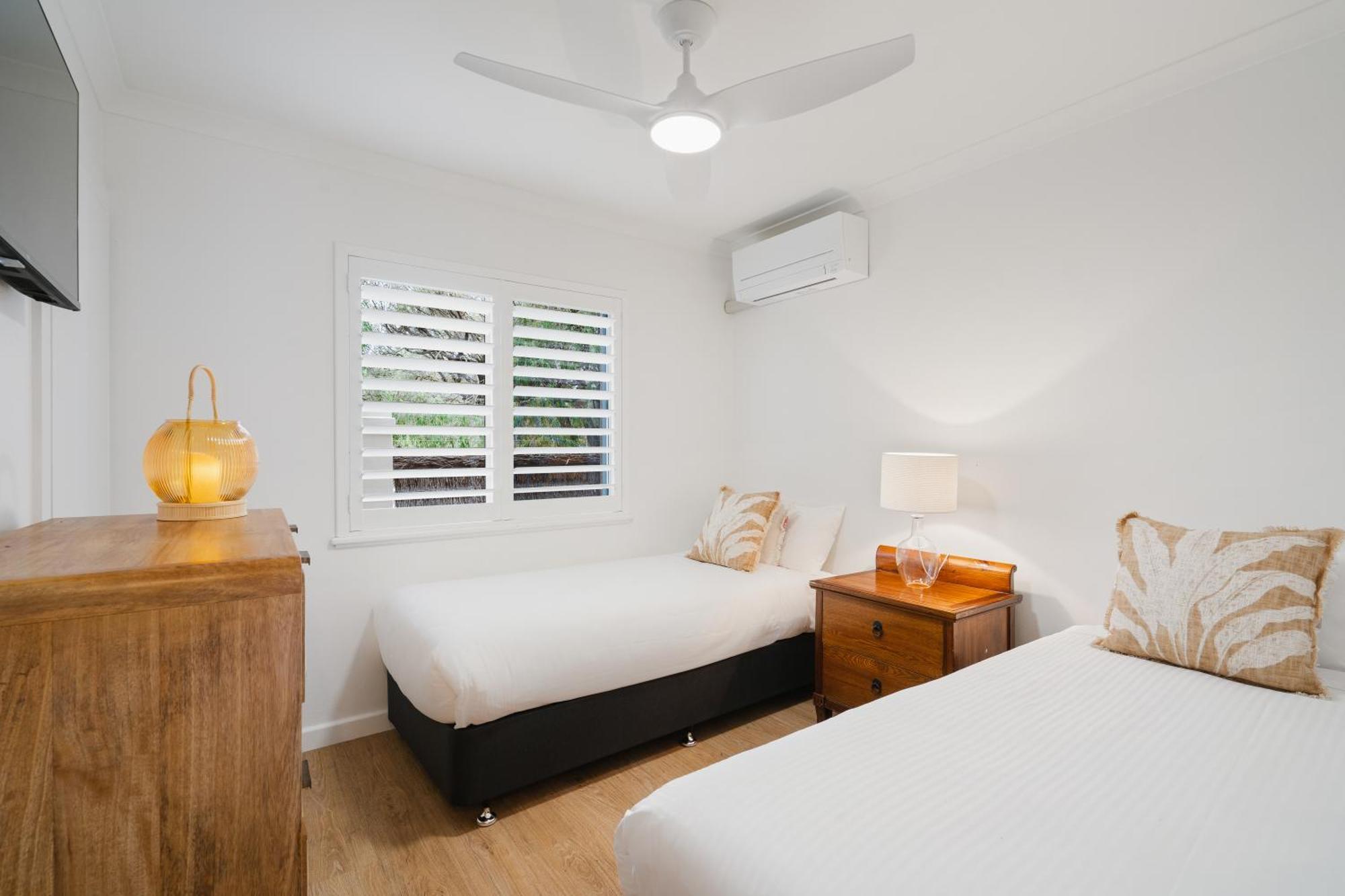Bay Village Resort 4*