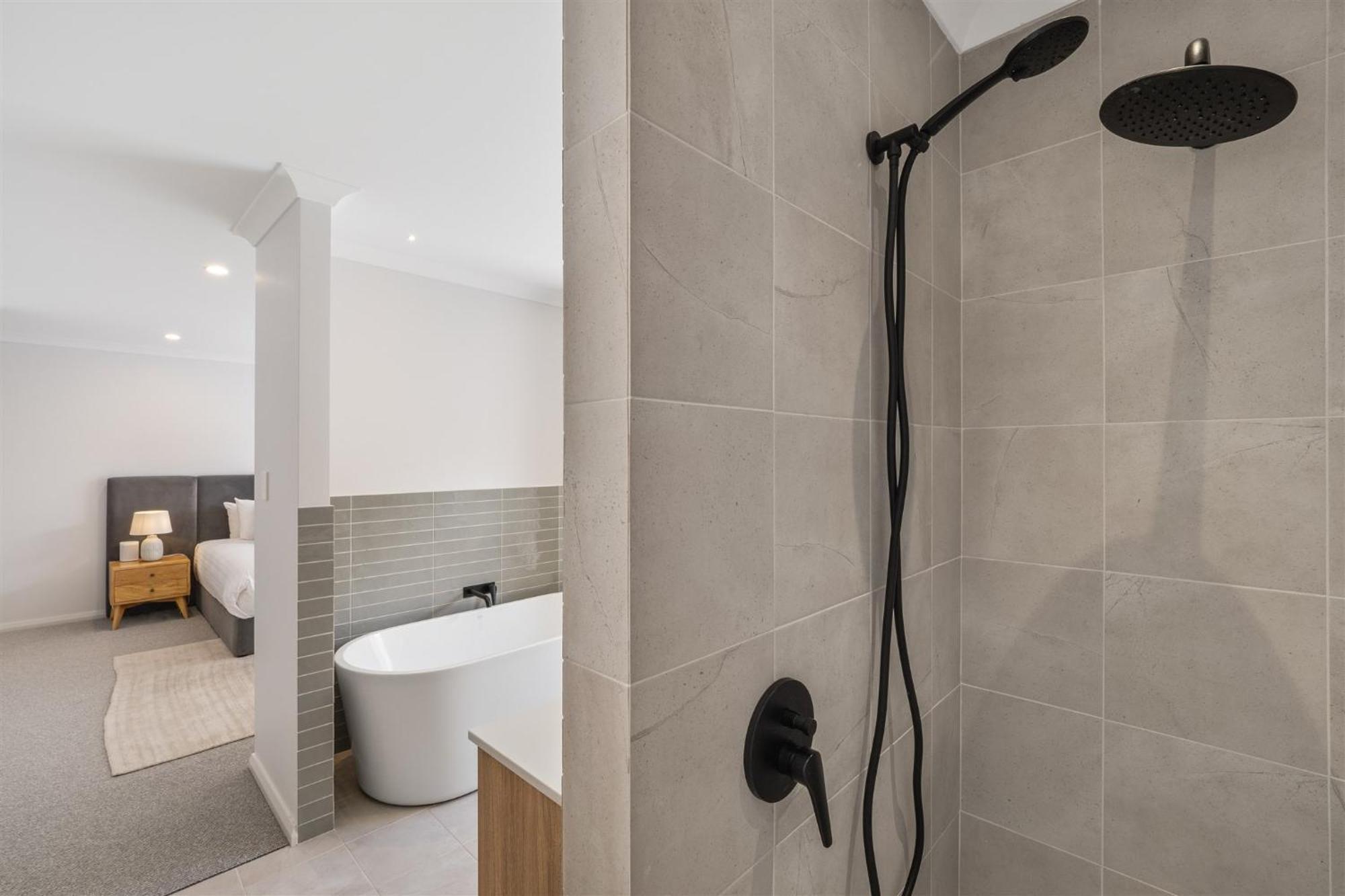 Solkis - Walk To Town, Next To Golf Course *