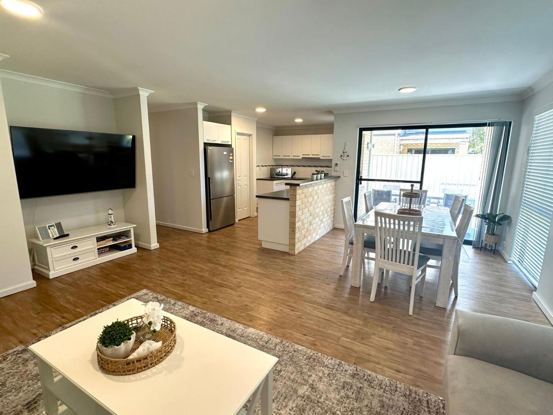 Villa 2 *