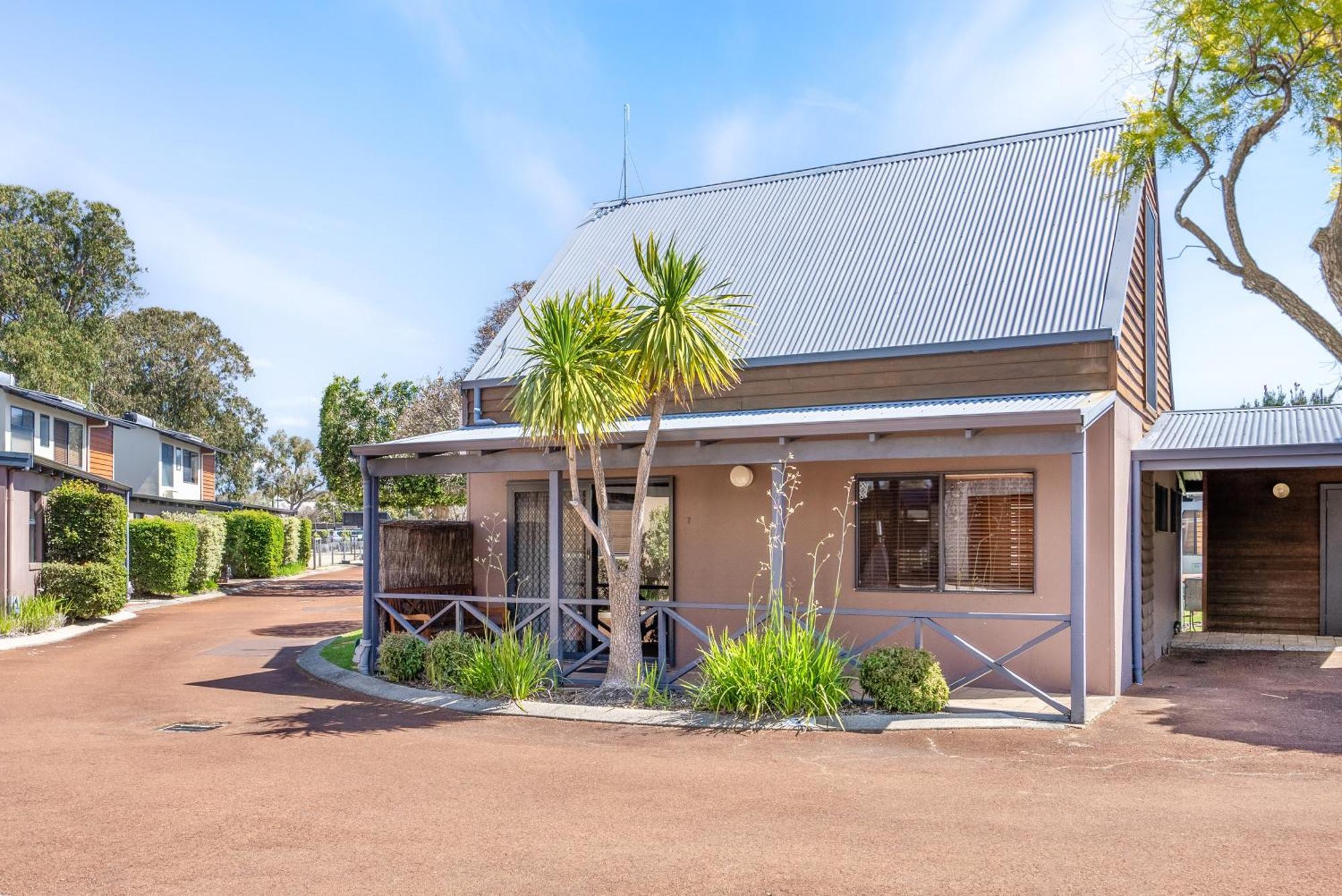 Resort Bay Village Dunsborough